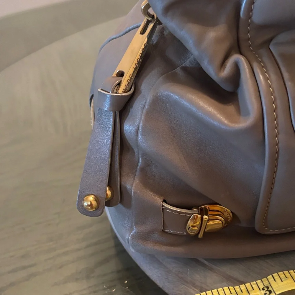 Mark Jacobs-Italy-Light Grey Taupe Leather Satchel Handbag with Gold Hardware